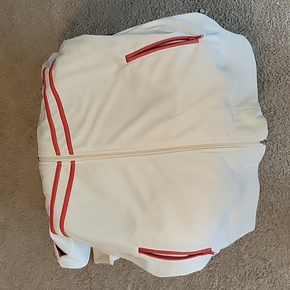 Pineapple Connection Jacket - Picture 2 of 3